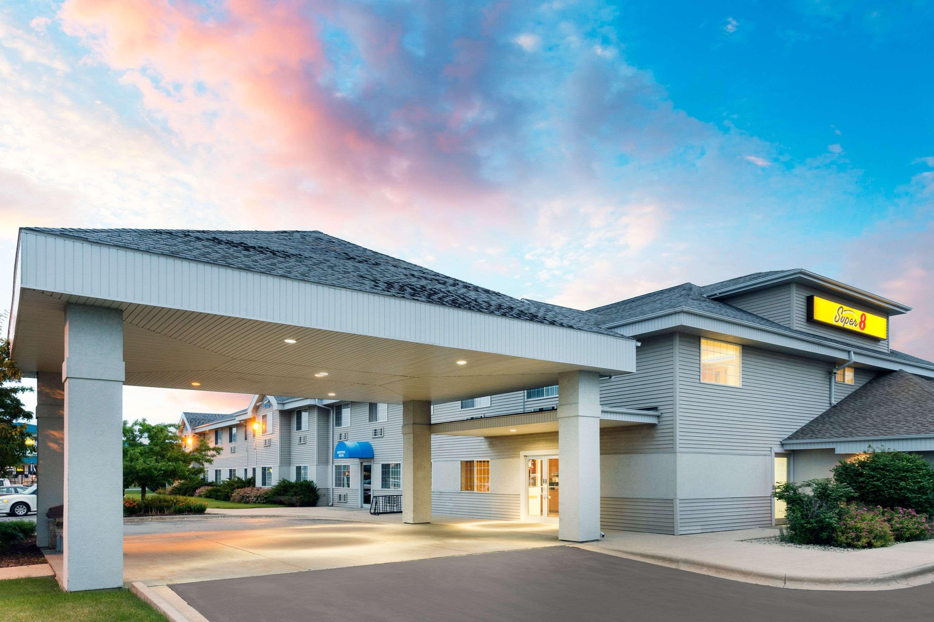 Sleep Inn & Suites Verona Exterior photo