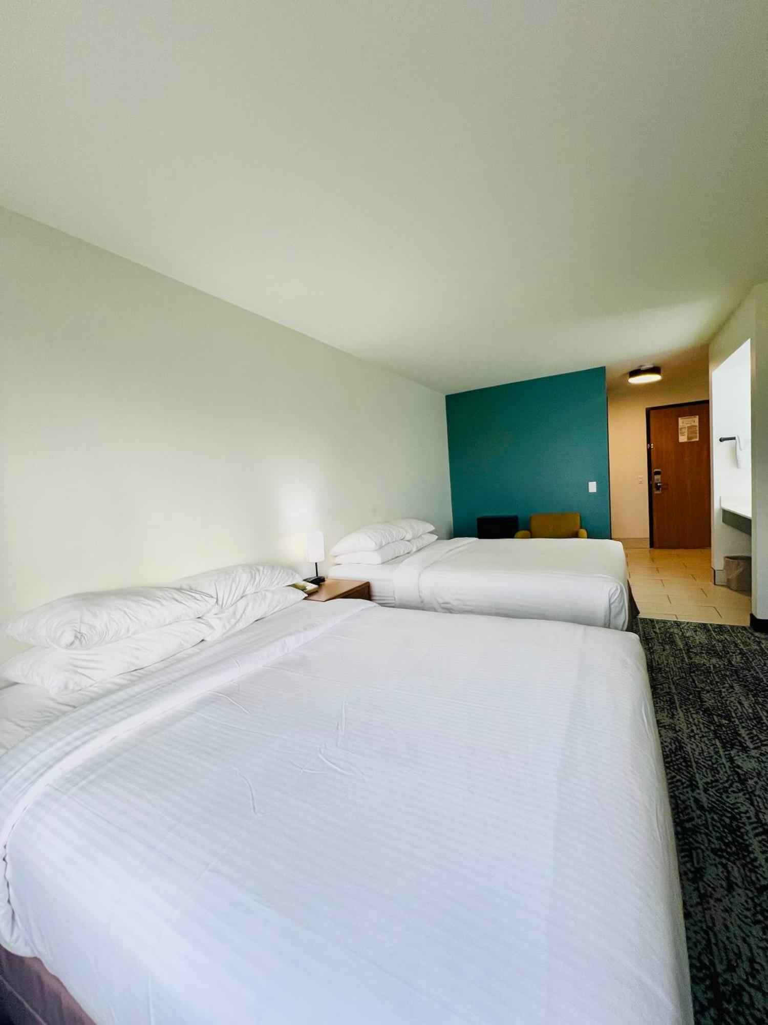 Sleep Inn & Suites Verona Exterior photo