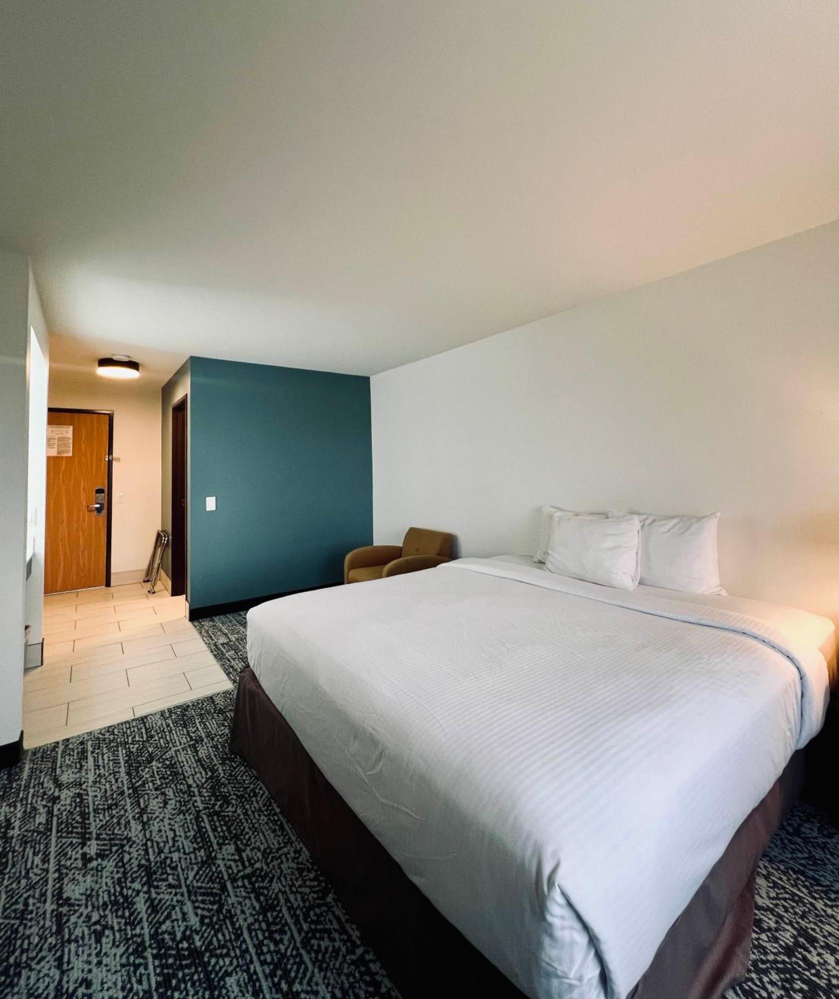 Sleep Inn & Suites Verona Exterior photo